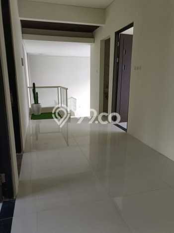 For Sale Rumah Mewah Exclusive di Wiyung, Surabaya For Sale Rumah Mewah Exclusive di Wiyung, Surabaya