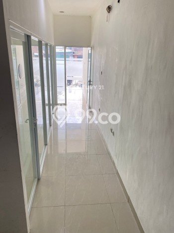 Ruko Bagus Dijual LB 216m2 Lokasi Strategis Jakarta Timur Area Cocok untuk Berbisnis Ruko Bagus Dijual LB 216m2 Lokasi Strategis Jakarta Timur Area Cocok untuk Berbisnis