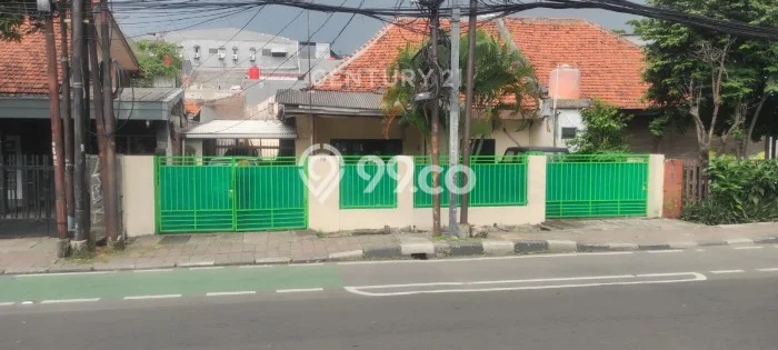 Ready to Use! Luxury House LT 471m2 Desain Elegan di Bendungan Hilir Ready to Use! Luxury House LT 471m2 Desain Elegan di Bendungan Hilir