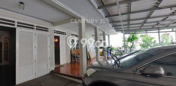 Rumah Eksklusif Dijual LT 253m2 di Kebayoran Baru, Jakarta Selatan Rumah Eksklusif Dijual LT 253m2 di Kebayoran Baru, Jakarta Selatan