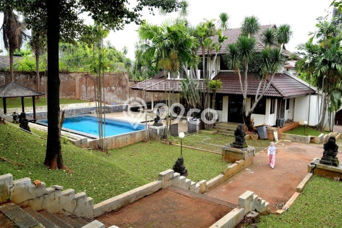 Dijual Rumah Mewah Exclusive di Cilandak, Jakarta Selatan Dijual Rumah Mewah Exclusive di Cilandak, Jakarta Selatan