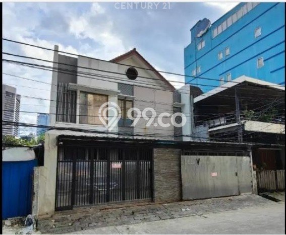Siap Huni Rumah Mewah 5 Kamar di Menteng Dekat ke Mana Pun Siap Huni Rumah Mewah 5 Kamar di Menteng Dekat ke Mana Pun