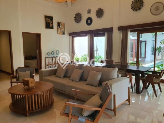LOKASI TERBAIK! Vila Kawasan , Area 2400m2m², Lokasi Premium dengan akses bagus LOKASI TERBAIK! Vila Kawasan , Area 2400m2m², Lokasi Premium dengan akses bagus