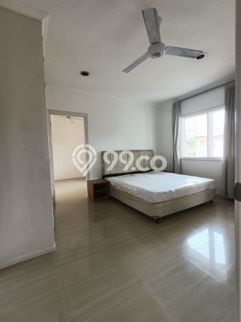 Hunian Modern Untuk Disewakan di Pejaten Jakarta Selatan 4 KT & 3 KM Hunian Modern Untuk Disewakan di Pejaten Jakarta Selatan 4 KT & 3 KM