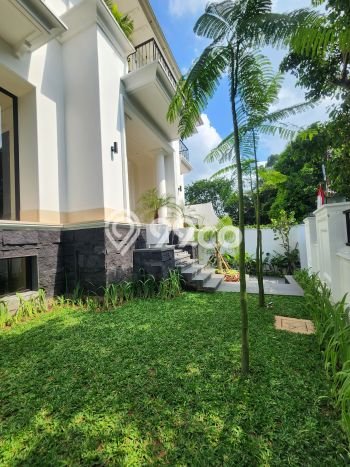 Jual Rumah Luas Elegan Dengan View Eksklusif di Kemang, Jakarta Selatan Jual Rumah Luas Elegan Dengan View Eksklusif di Kemang, Jakarta Selatan
