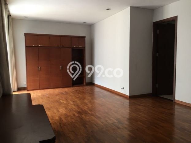Dijual Rumah Luas Elegan Dengan View Cantik di Pondok Indah, Jakarta Selatan Dijual Rumah Luas Elegan Dengan View Cantik di Pondok Indah, Jakarta Selatan