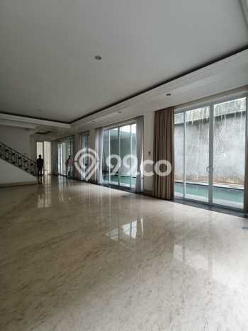 Disewakan Rumah Konsep Modern di Kebayoran Baru Jakarta Selatan dengan 4 KT Disewakan Rumah Konsep Modern di Kebayoran Baru Jakarta Selatan dengan 4 KT