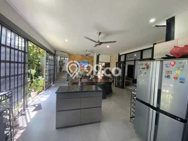 For Sale! Vila di , Area 690m2m², Lokasi Strategis For Sale! Vila di , Area 690m2m², Lokasi Strategis