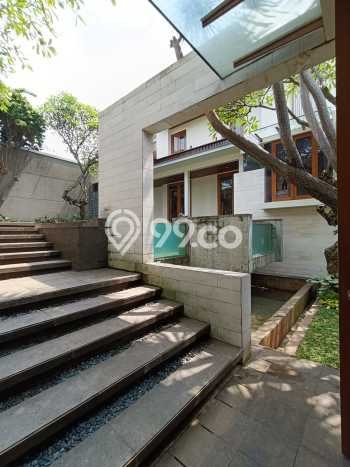 Disewakan Hunian Konsep Modern di Kebayoran Baru Jakarta Selatan dengan 5 KT Disewakan Hunian Konsep Modern di Kebayoran Baru Jakarta Selatan dengan 5 KT