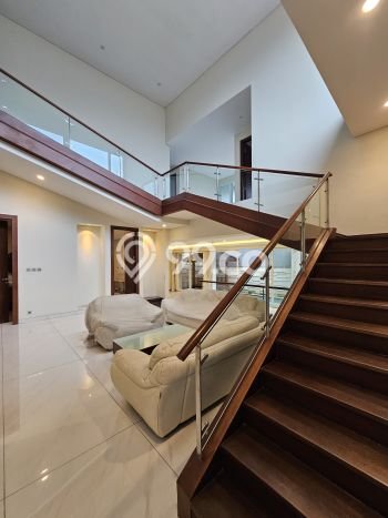 For Sale! Luxury House LT 413m2 Desain Modern di Pondok Indah For Sale! Luxury House LT 413m2 Desain Modern di Pondok Indah