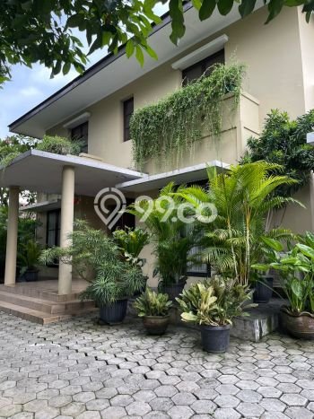 Rumah Mewah LB 700m2 Siap Huni Desain Elegan di Cipete, Jakarta Selatan Rumah Mewah LB 700m2 Siap Huni Desain Elegan di Cipete, Jakarta Selatan