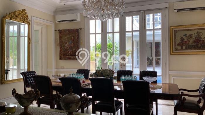 Rumah Bagus Siap Pakai Di Menteng Luas 1200m2 Aman Rumah Bagus Siap Pakai Di Menteng Luas 1200m2 Aman