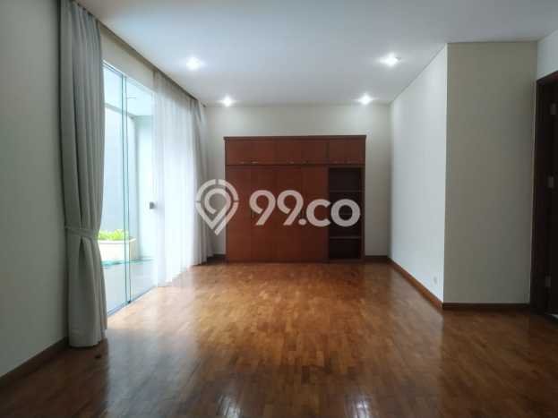 Dijual Rumah Luas Elegan Dengan View Cantik di Pondok Indah, Jakarta Selatan Dijual Rumah Luas Elegan Dengan View Cantik di Pondok Indah, Jakarta Selatan