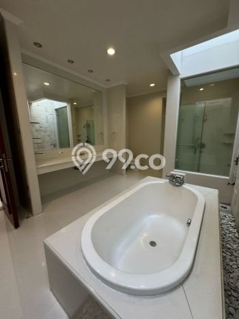 Disewakan segera hunian minimalis lokasi strategis 5 Kamar di Kebayoran Baru, Jakarta Selatan Disewakan segera hunian minimalis lokasi strategis 5 Kamar di Kebayoran Baru, Jakarta Selatan