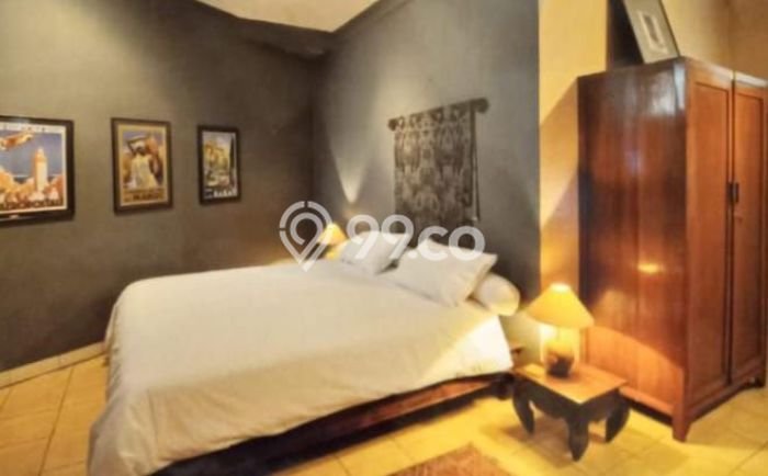 Rumah Mewah Dijual LT 1098m2 di Menteng, Jakarta Pusat Rumah Mewah Dijual LT 1098m2 di Menteng, Jakarta Pusat