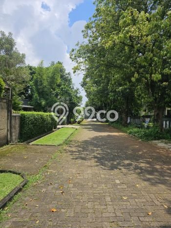 Tanah Dijual Lokasi Strategis di Tangerang Selatan dengan Luas 1200m2 Tanah Dijual Lokasi Strategis di Tangerang Selatan dengan Luas 1200m2