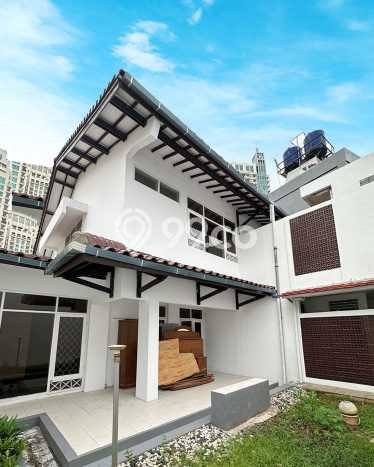 Hunian Mewah Siap Huni LT 314m2 di Kebayoran Baru, Jakarta Selatan Hunian Mewah Siap Huni LT 314m2 di Kebayoran Baru, Jakarta Selatan