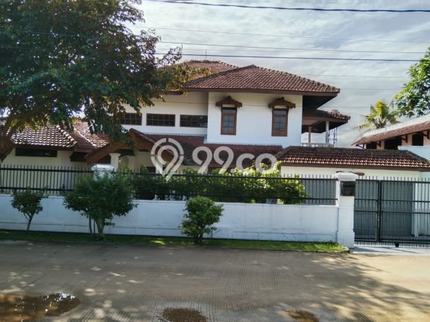 Ready to Use! Premium House LT 870m2 Desain Modern di Cibubur Ready to Use! Premium House LT 870m2 Desain Modern di Cibubur