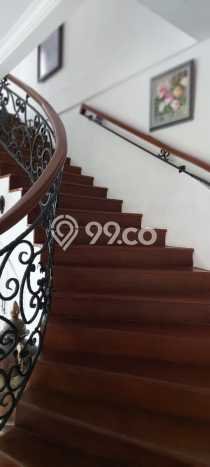 Rumah Luxury Modern Tanpa Renovasi di Cikini Jakarta Pusat Rumah Luxury Modern Tanpa Renovasi di Cikini Jakarta Pusat