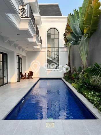 Rumah sewa siap pakai 5 KT di Cipete, Jakarta Selatan Rumah sewa siap pakai 5 KT di Cipete, Jakarta Selatan