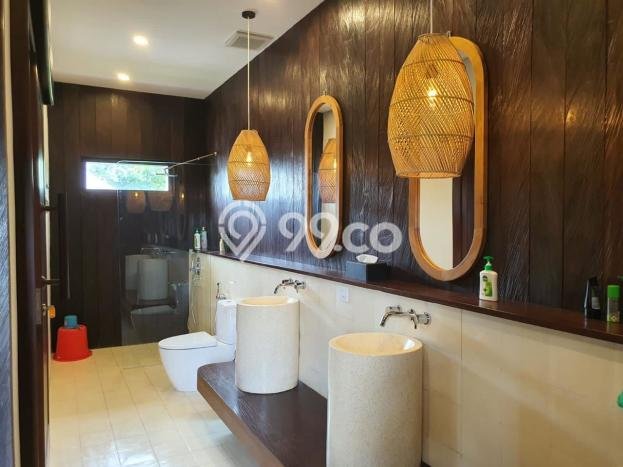 LOKASI TERBAIK! Vila Kawasan , Area 2400m2m², Lokasi Premium dengan akses bagus LOKASI TERBAIK! Vila Kawasan , Area 2400m2m², Lokasi Premium dengan akses bagus