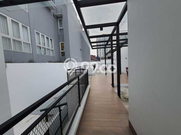 Dijual Rumah Premium dengan Fasilitas Sekitar Komplit di Menteng, Jakarta Pusat Dijual Rumah Premium dengan Fasilitas Sekitar Komplit di Menteng, Jakarta Pusat
