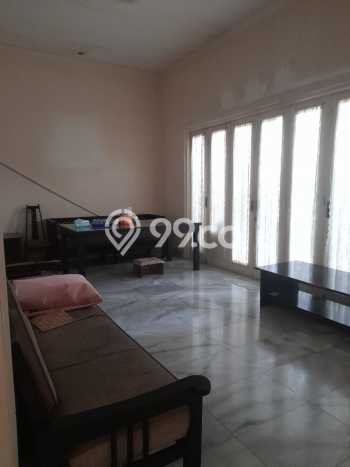 For Sale! Luxury House LT 354m2 Desain Modern di Cililitan For Sale! Luxury House LT 354m2 Desain Modern di Cililitan