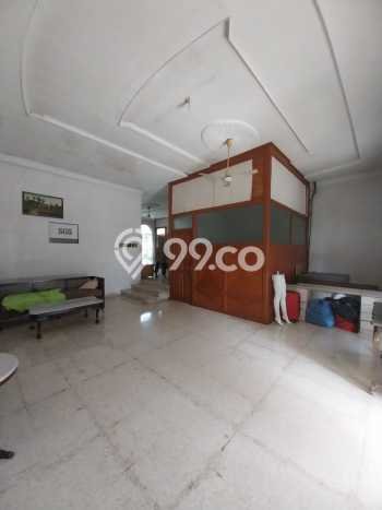 For Sale Hunian Elegan Klasik di Jakarta Selatan For Sale Hunian Elegan Klasik di Jakarta Selatan