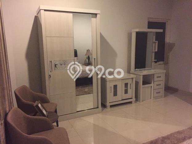 Disewakan! Rumah 3 Kamar Tidur &
3 Kamar Mandi di Lebak Bulus, Jakarta Selatan Disewakan! Rumah 3 Kamar Tidur &
3 Kamar Mandi di Lebak Bulus, Jakarta Selatan
