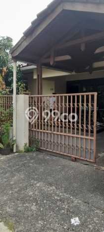 Rumah Elit Modern Tanpa Renovasi di Lebak Bulus Jakarta Selatan Rumah Elit Modern Tanpa Renovasi di Lebak Bulus Jakarta Selatan