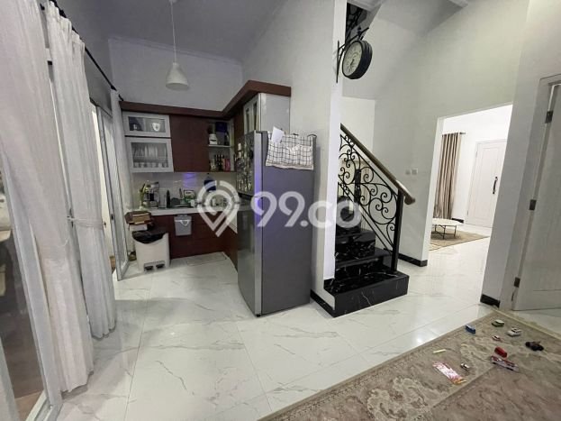 Dijual Rumah Luas Elegan Dengan View Cantik di Lebak Bulus, Jakarta Selatan Dijual Rumah Luas Elegan Dengan View Cantik di Lebak Bulus, Jakarta Selatan