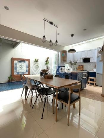 Rumah Luxury Modern Tanpa Renovasi di Lebak Bulus Jakarta Selatan Rumah Luxury Modern Tanpa Renovasi di Lebak Bulus Jakarta Selatan
