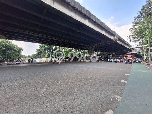 Dijual Hunian Rumah Nyaman 3 KT di Utan Kayu, Jakarta Timur Dijual Hunian Rumah Nyaman 3 KT di Utan Kayu, Jakarta Timur
