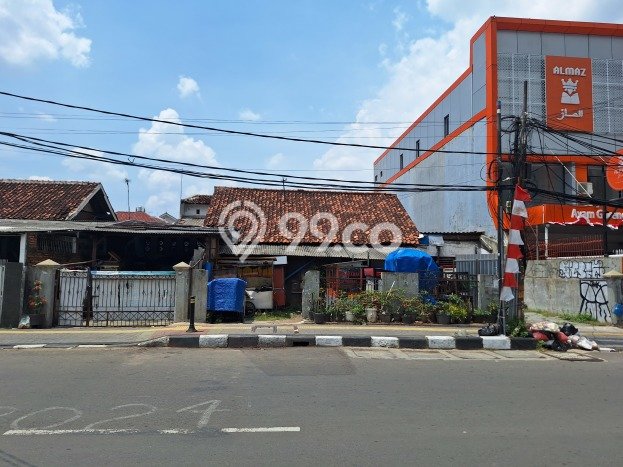 Dijual Rumah Luas Elegan Dengan View Eksklusif di Rawamangun, Jakarta Timur Dijual Rumah Luas Elegan Dengan View Eksklusif di Rawamangun, Jakarta Timur