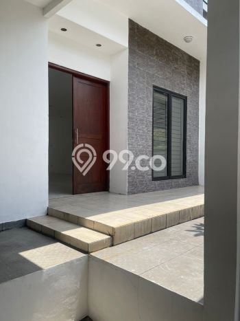Ready to Use! Premium House LT 240m2 Desain Modern di Pondok Indah Ready to Use! Premium House LT 240m2 Desain Modern di Pondok Indah
