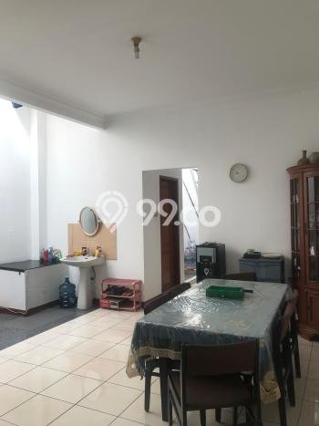 Siap Huni Hunian Elit 3 Kamar di Menteng Dekat ke Mana Saja Siap Huni Hunian Elit 3 Kamar di Menteng Dekat ke Mana Saja