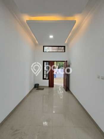 HARGA SPESIAL! Rumah Minimalis di , Bandung, Luas 74m2m² Bangunan 46m2m² Bisa Nego! HARGA SPESIAL! Rumah Minimalis di , Bandung, Luas 74m2m² Bangunan 46m2m² Bisa Nego!