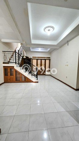 For Sale Rumah 3 Kamar Lokasi Ideal Nyaman dan Strategis di Arcamanik For Sale Rumah 3 Kamar Lokasi Ideal Nyaman dan Strategis di Arcamanik