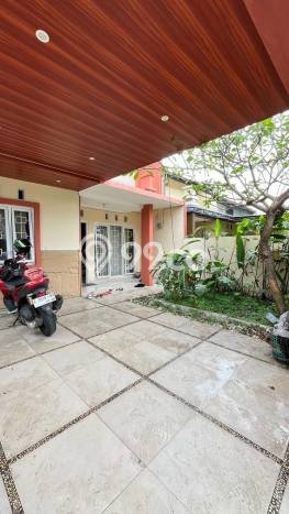 Dijual Cepat Rumah Bagus Siap Huni LB 180m2 di Arcamanik, Bandung Dijual Cepat Rumah Bagus Siap Huni LB 180m2 di Arcamanik, Bandung
