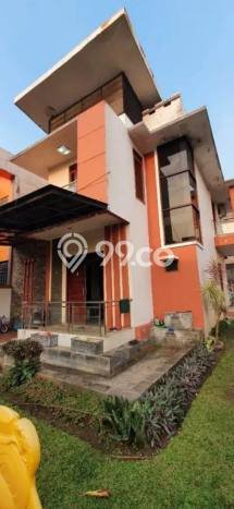 Hunian Mewah LB 140m2 Siap Pakai Desain Elegan di Ciwaruga, Bandung Hunian Mewah LB 140m2 Siap Pakai Desain Elegan di Ciwaruga, Bandung