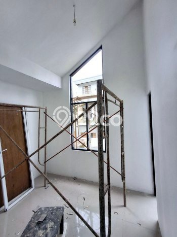 For Sale Rumah 3 Kamar Lokasi Ideal Nyaman dan Strategis di Cilengkrang For Sale Rumah 3 Kamar Lokasi Ideal Nyaman dan Strategis di Cilengkrang