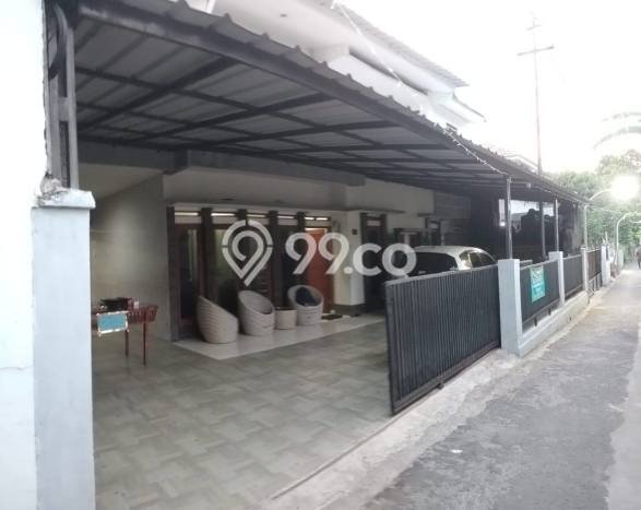 Kost Dijual di Pasir Koja dengan 18 KT dan Luas 600m2 Kost Dijual di Pasir Koja dengan 18 KT dan Luas 600m2