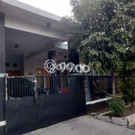 Dijual Cepat Rumah Bagus Siap Huni LB 210m2 di Waru, Sidoarjo Dijual Cepat Rumah Bagus Siap Huni LB 210m2 di Waru, Sidoarjo