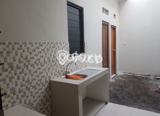 Rumah Premium LT 79m² / LB 115m² di Kompleks Perumahan Rungkut, Surabaya Rumah Premium LT 79m² / LB 115m² di Kompleks Perumahan Rungkut, Surabaya