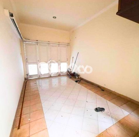 Hunian Eksklusif Dijual LT 200m2 di Tenggilis Mejoyo, Surabaya Hunian Eksklusif Dijual LT 200m2 di Tenggilis Mejoyo, Surabaya