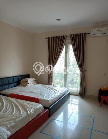 EXCLUSIVE HOME! Rumah di Lakarsantri, 3 KM, Design Minimalis, LT 300m² LB 420m² EXCLUSIVE HOME! Rumah di Lakarsantri, 3 KM, Design Minimalis, LT 300m² LB 420m²