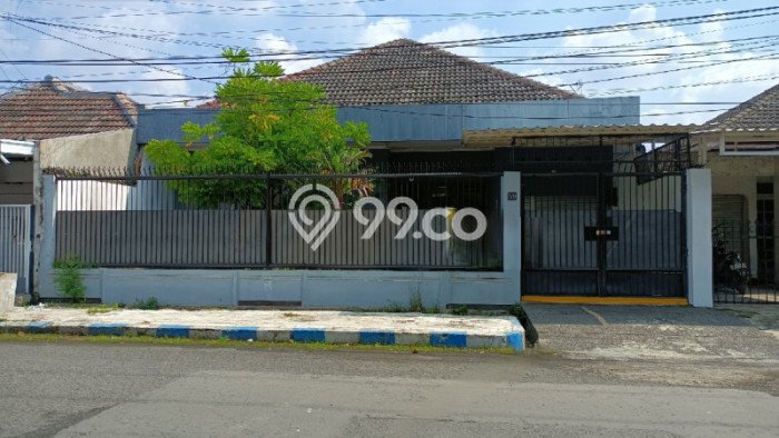 For Sale Rumah Elit Exclusive di Wonocolo, Surabaya For Sale Rumah Elit Exclusive di Wonocolo, Surabaya