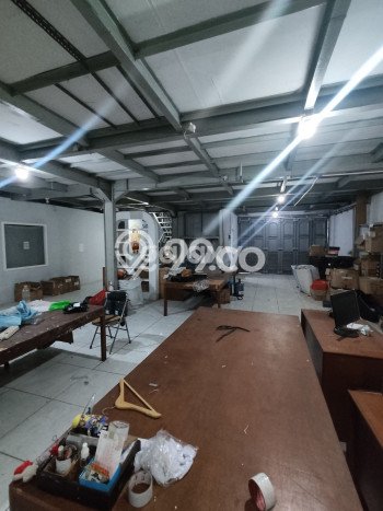 Ruko Kawasan Sukolilo, Luas 696m², Disewakan, Area Komersial, Siap Usaha Ruko Kawasan Sukolilo, Luas 696m², Disewakan, Area Komersial, Siap Usaha