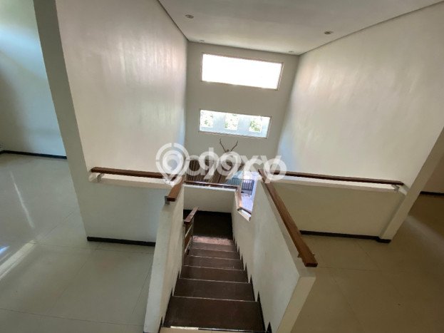 SPECIAL OFFER! Bisa KPR Rumah Modern lokasi Pakuwon City, Surabaya, LT 218m² LB 305m² SPECIAL OFFER! Bisa KPR Rumah Modern lokasi Pakuwon City, Surabaya, LT 218m² LB 305m²