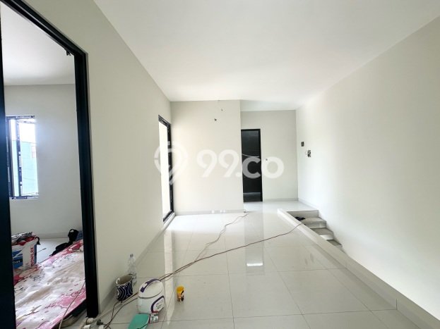 Jual Rumah Mewah Elegan Dengan View Cantik di Meruya, Jakarta Barat Jual Rumah Mewah Elegan Dengan View Cantik di Meruya, Jakarta Barat